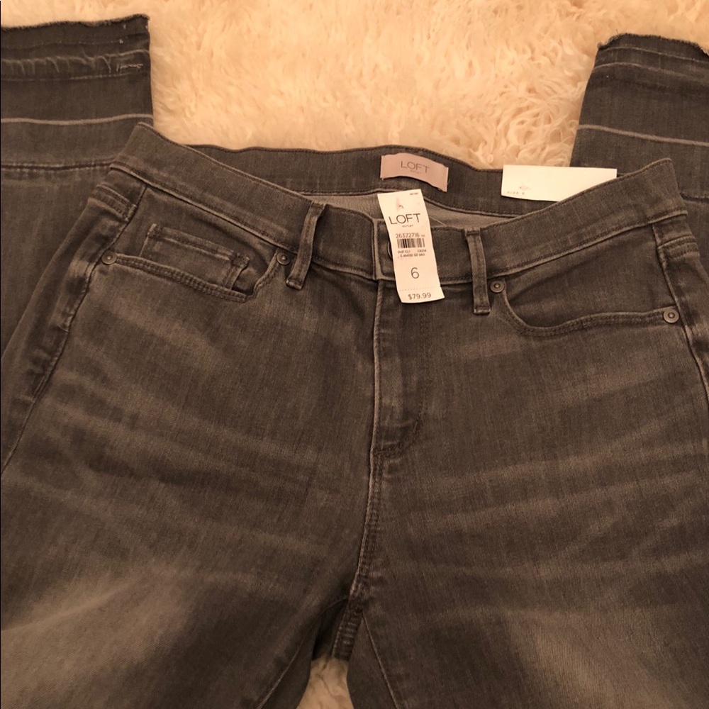 Loft Outlet Modern Skinny Jean Size 6 Gray